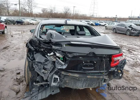 2022 Honda Accord Hybrid Sport z USA, uszkodzony, nr VIN 1HGCV3F22NA047848